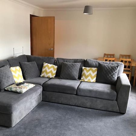 Nevis Apartment Located In Fort William Centre מראה חיצוני תמונה